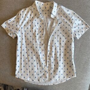 Vineyard Vines Boys Short Sleeve Buttondown Shirt - size 16